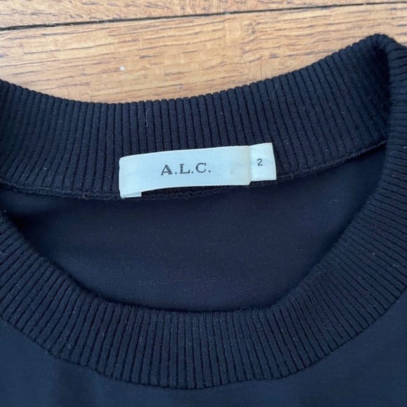 A.L.C Lindsey Black Cold Shoulder Ruffle Top Size 2 - Picture 3 of 7